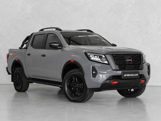 NISSAN FRONTIER 2.3 16V TURBO DIESEL PRO4X CD 4X4 AUTOMÁTICO NISSAN FRONTIER 2.3 16V TURBO DIESEL PRO4X CD 4X4 AUTOMÁTICO